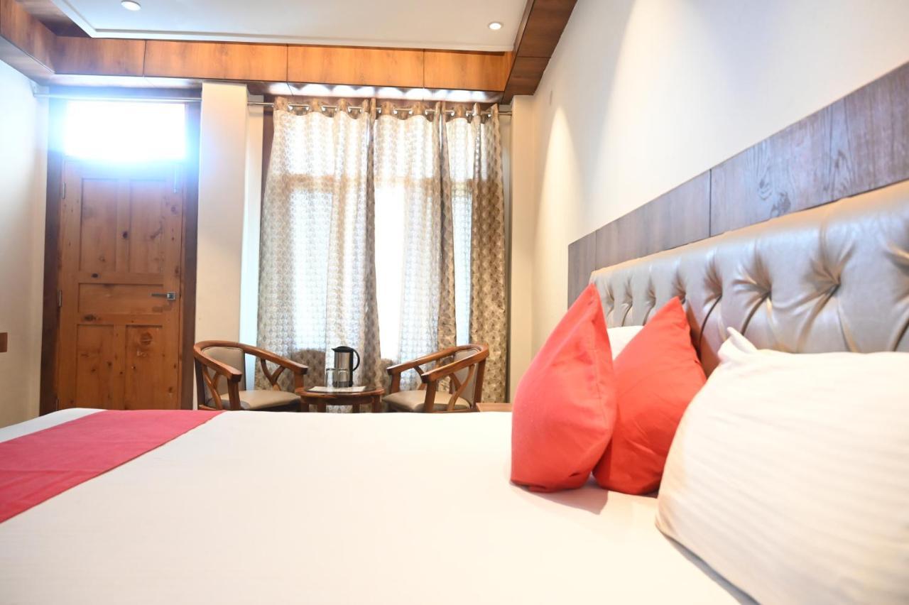 Apple Blossom Hotel Manāli Eksteriør billede