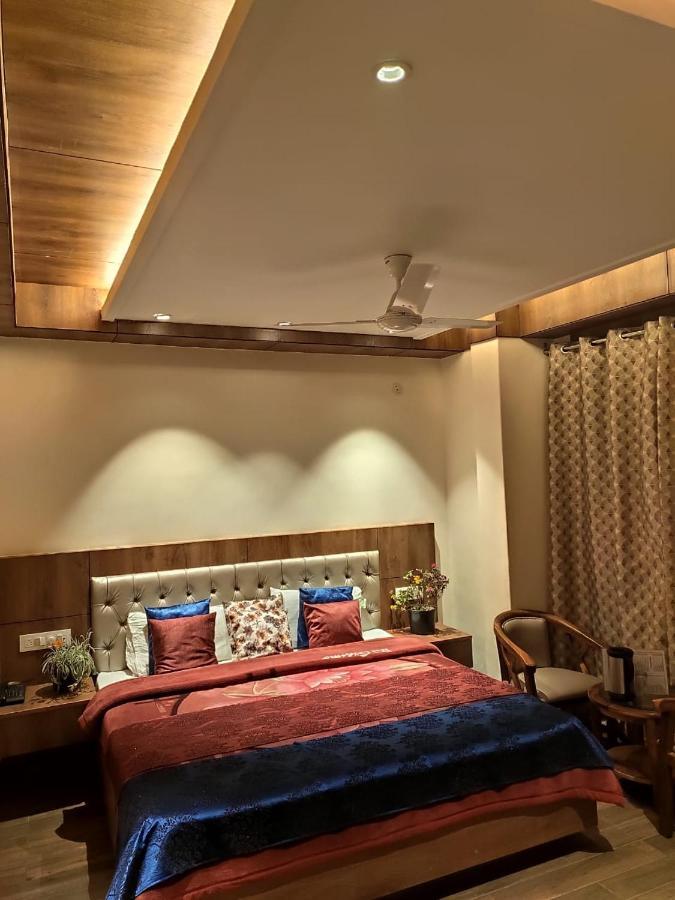 Apple Blossom Hotel Manāli Eksteriør billede