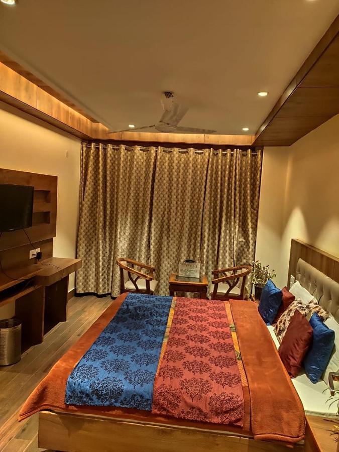 Apple Blossom Hotel Manāli Eksteriør billede