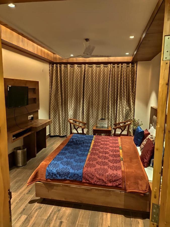 Apple Blossom Hotel Manāli Eksteriør billede