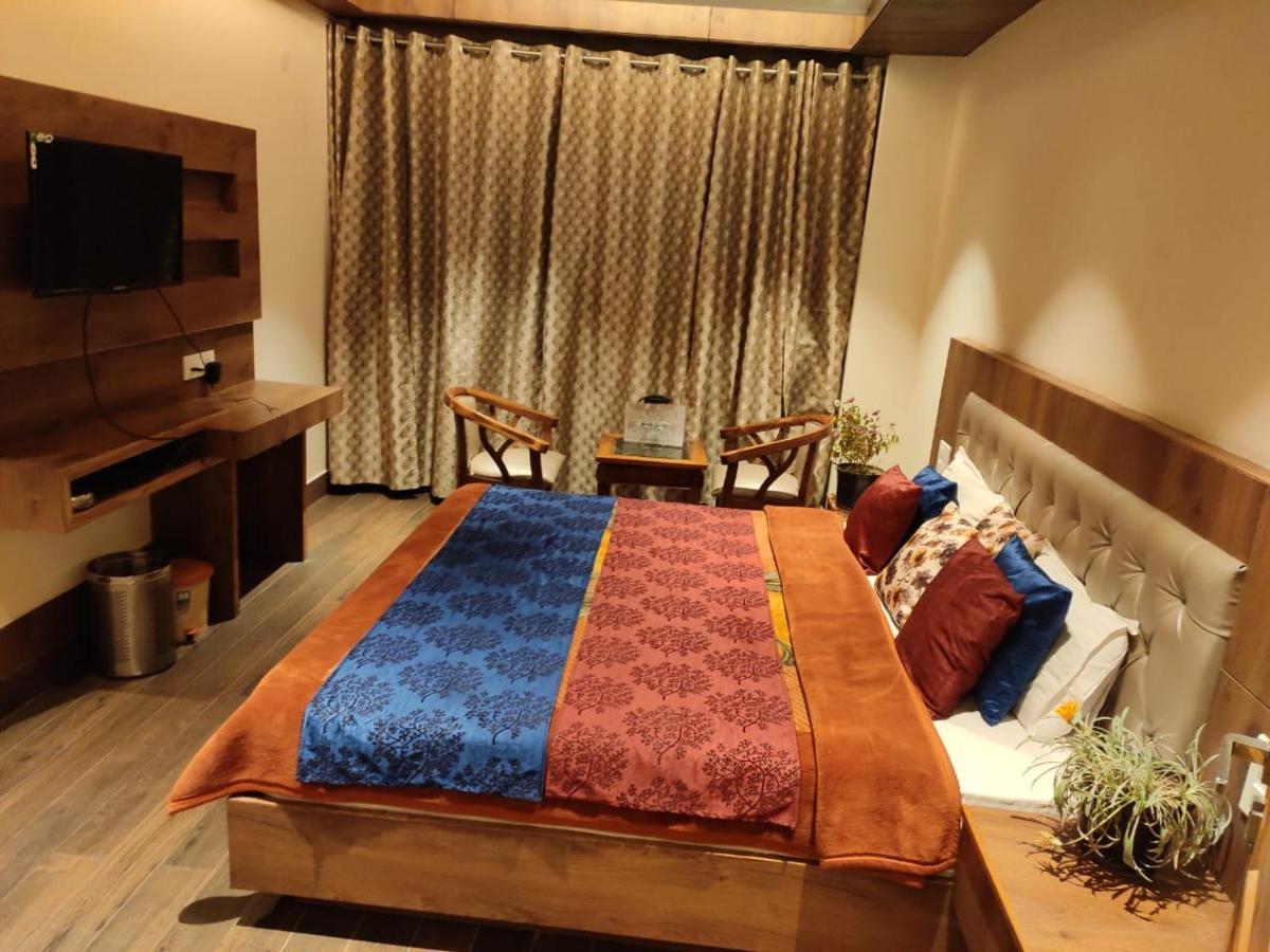 Apple Blossom Hotel Manāli Eksteriør billede