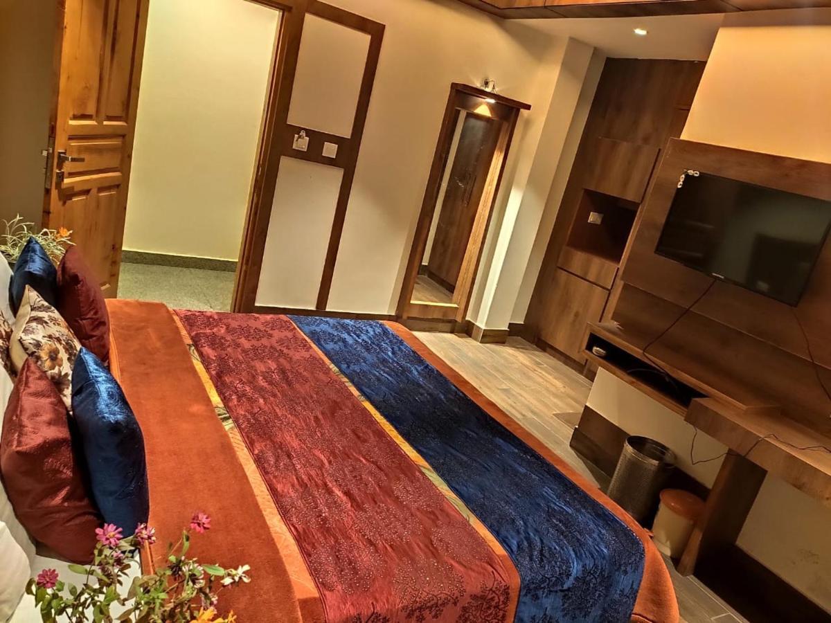 Apple Blossom Hotel Manāli Eksteriør billede